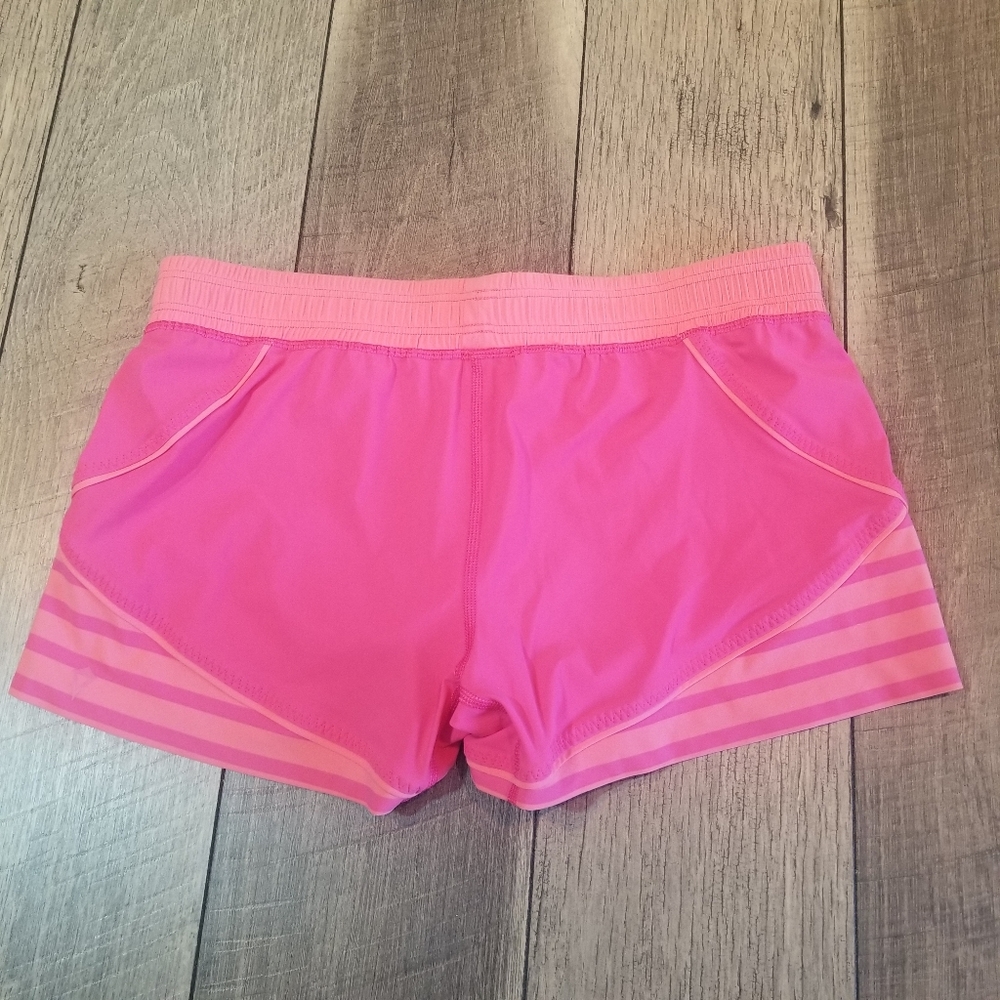 Ivivva shorts size L